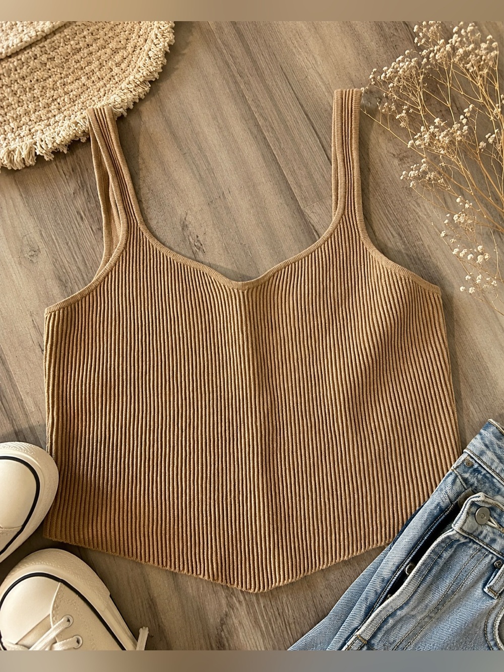 Promise The Label Ribbed Knit V-Hem Crop Tank Top Camel Beige Size Large